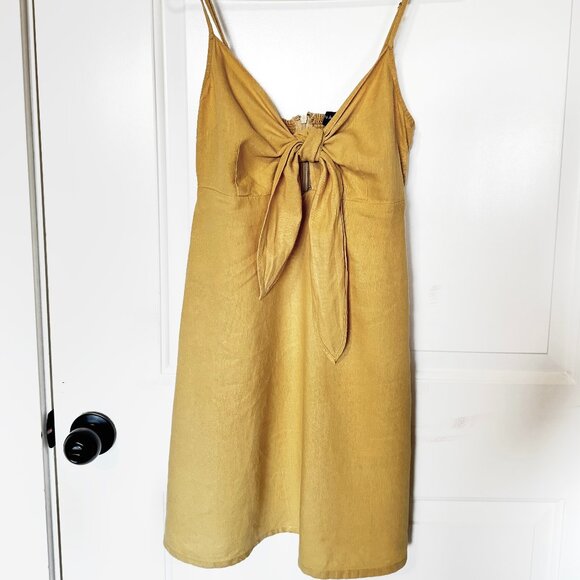 Linen Front-tie Sundress - Picture 2 of 3